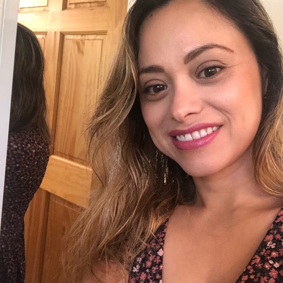 Meet the Posher Other - Meet your Posher, Lizeth